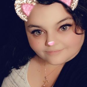 Meet your Posher, Kryssa